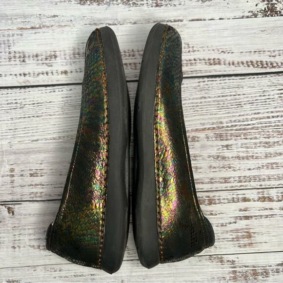Alegria Petal Thrones Ballet Flats Size 8.5 Multicolor Oil Slick Snake Print - Picture 2 of 12
